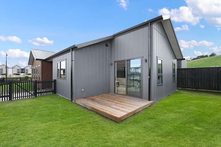 55 Overton Street Rototuna North_7