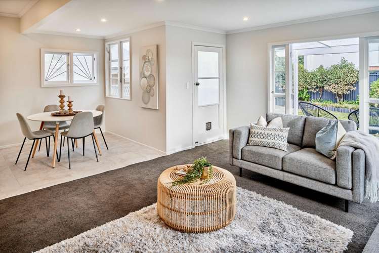 8 Huia Street Petone_3