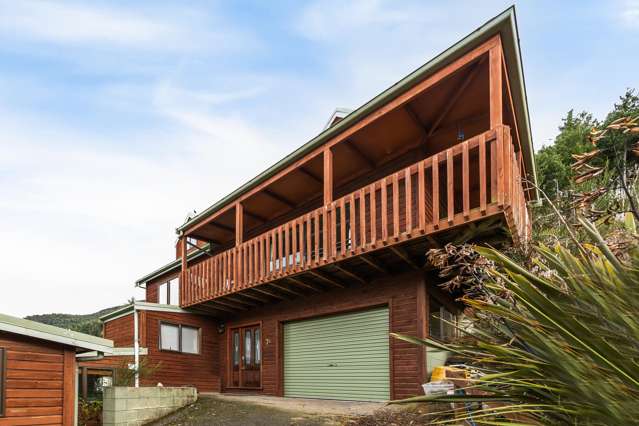 7b Caples Place Fernhill/Sunshine Bay_1