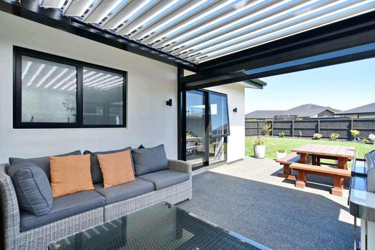 16 McQuillan Avenue Woodend_28