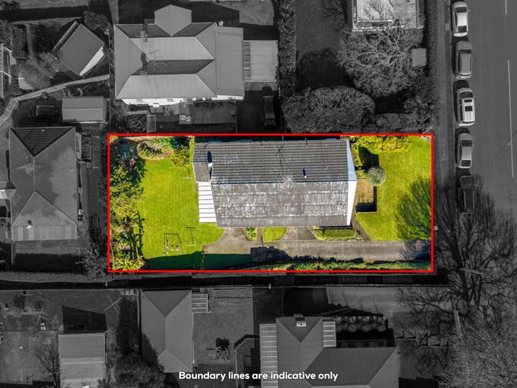 1 & 2/17a Rowan Road Epsom_14
