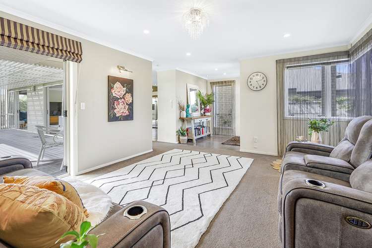 15 Satchmo Place Rototuna North_7