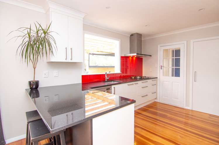 100 Slacks Road Awapuni_1