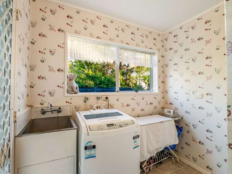 14A Brassey Road Saint Johns Hill_30