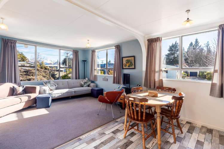 15 Huxley Place Twizel_4