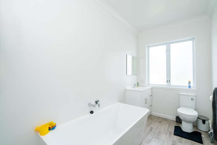 9 Birch Street Tuatapere_13
