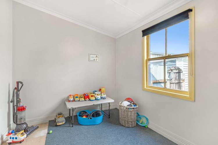 83 Orlando Street Stratford_13