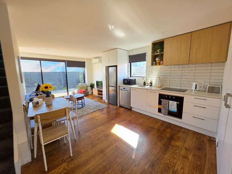 5/7 Dickens Street Addington_2