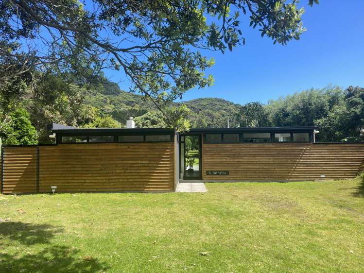 8 Erangi Place Bethells Beach_3