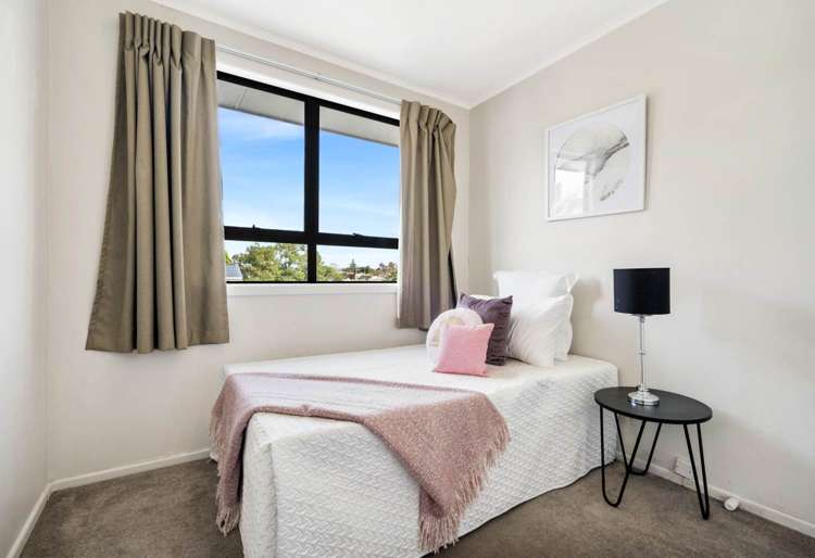 125a Vodanovich Road Te Atatu South_8
