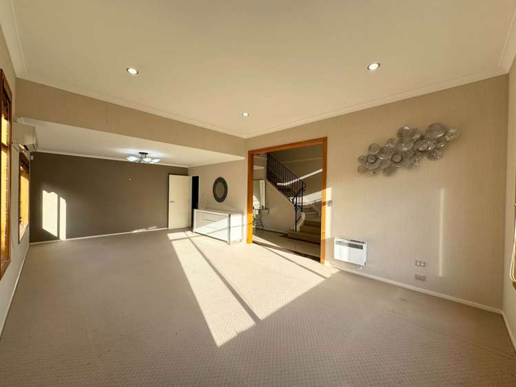 21 Chateau Rise Flat Bush_3