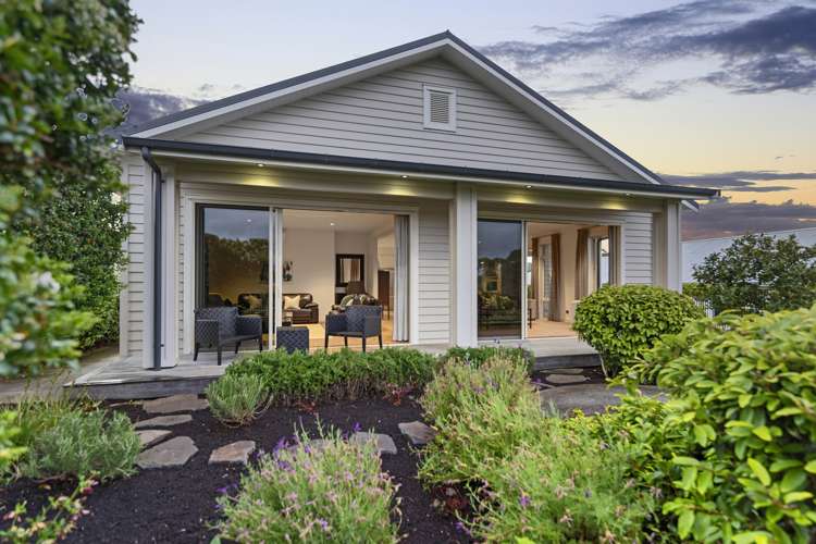 6 York Terrace Riverhead_0