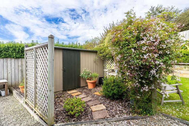10 Sretlaw Place Glenross_22