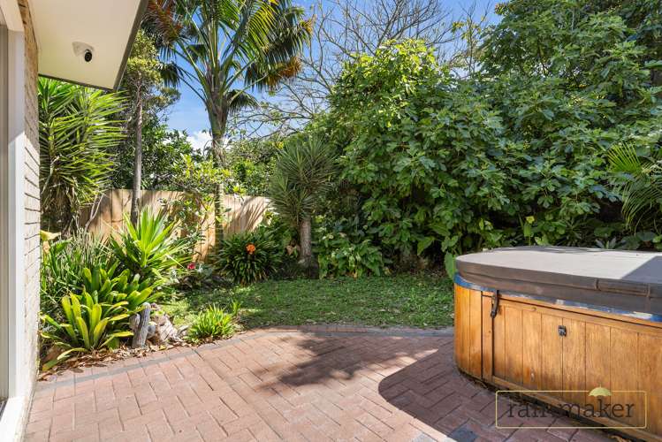 14a Martin Place Panmure_17