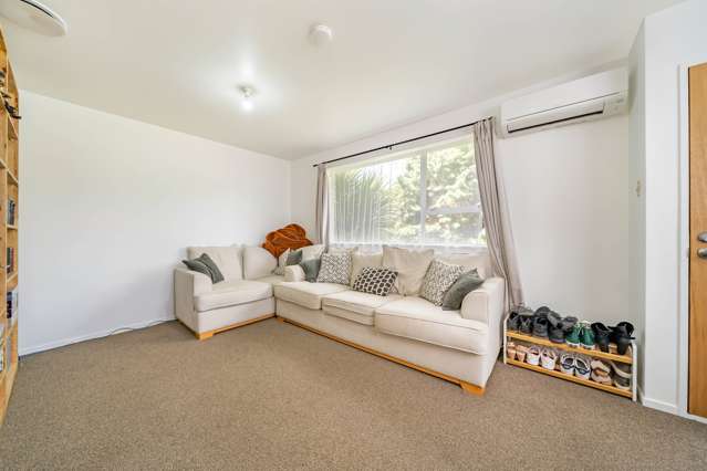 1/6 Naseby Grove Wainuiomata_4