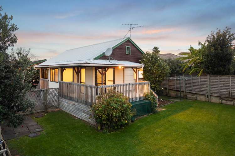 73 Red Beach Road_3