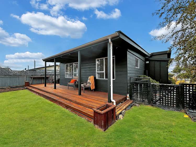 23 Sealy Street Twizel_23