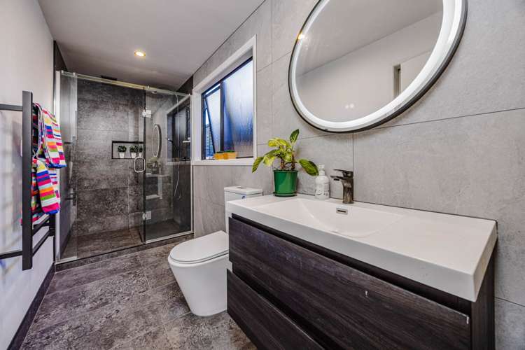 58 Churchill Road Cockle Bay_29