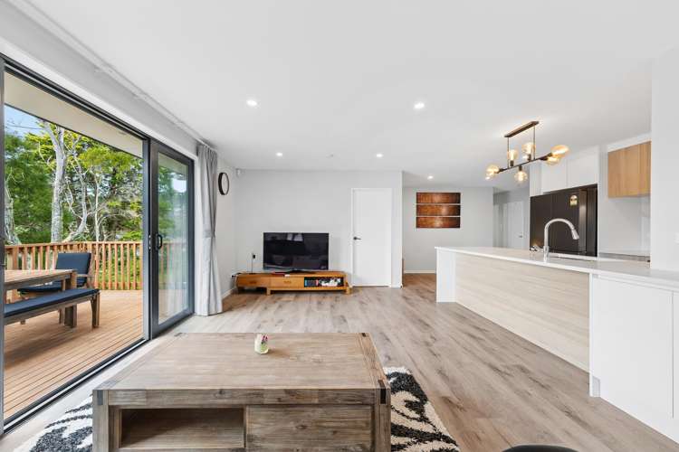 96B Matua Road_4