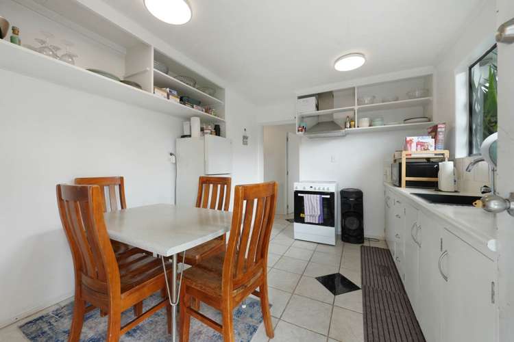 8 McLennan Road Mt Wellington_5