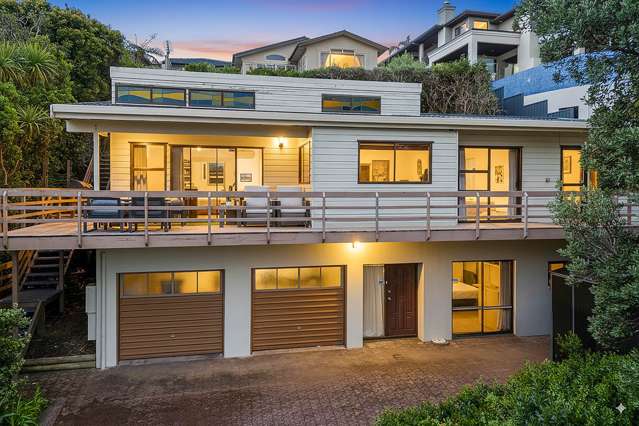 Beachside Family Home,  Sea Views & Double Garage