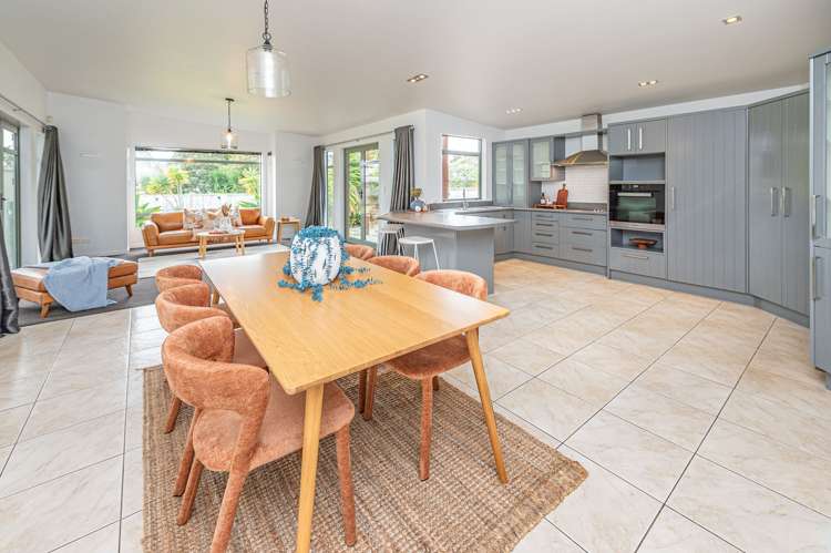 31 Norfolk Drive Otamatea_11