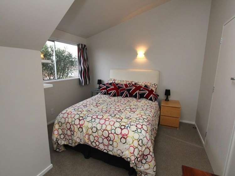 48 Lane Street Allenton_17