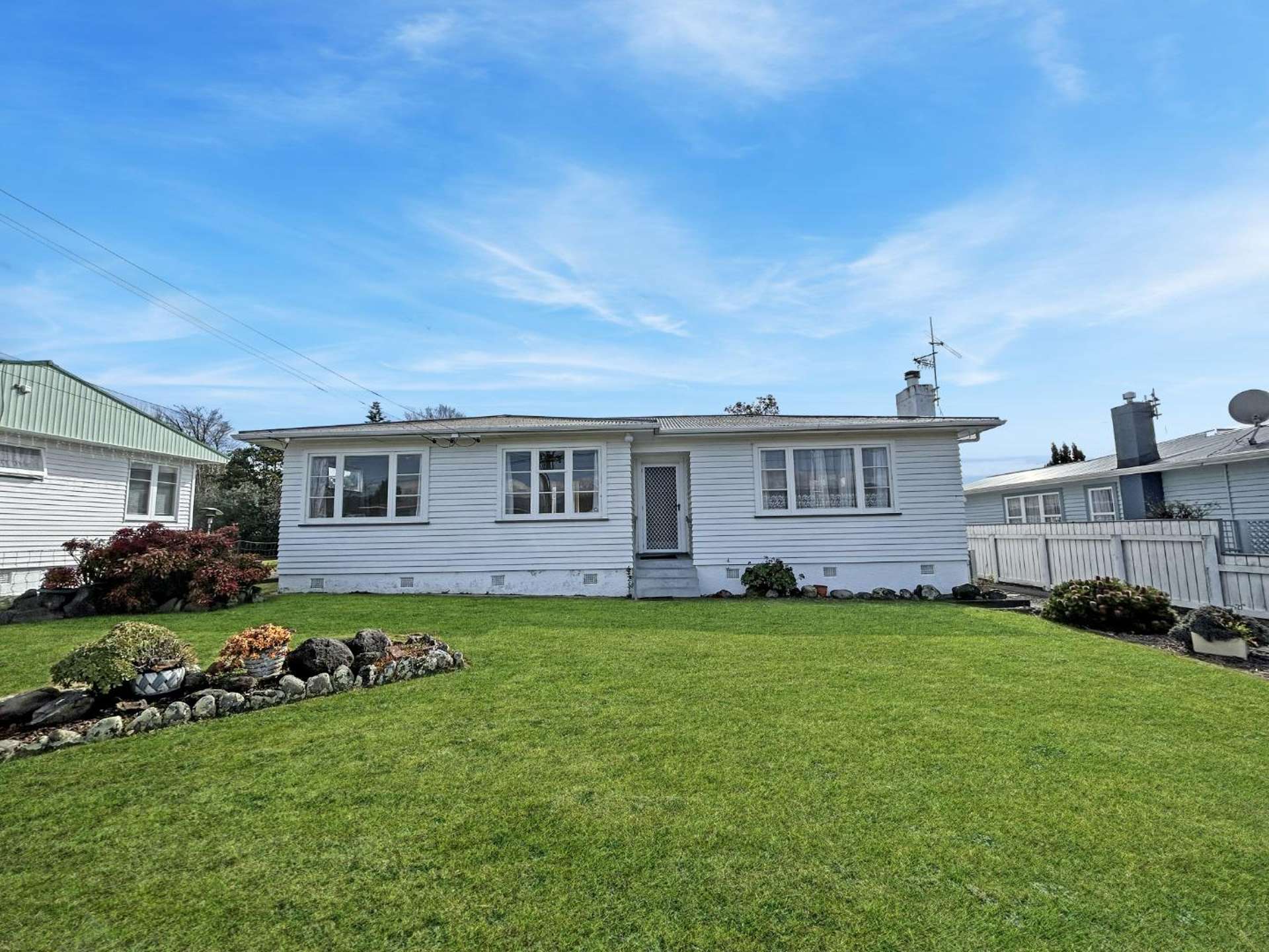 21 Green Avenue 10516_0