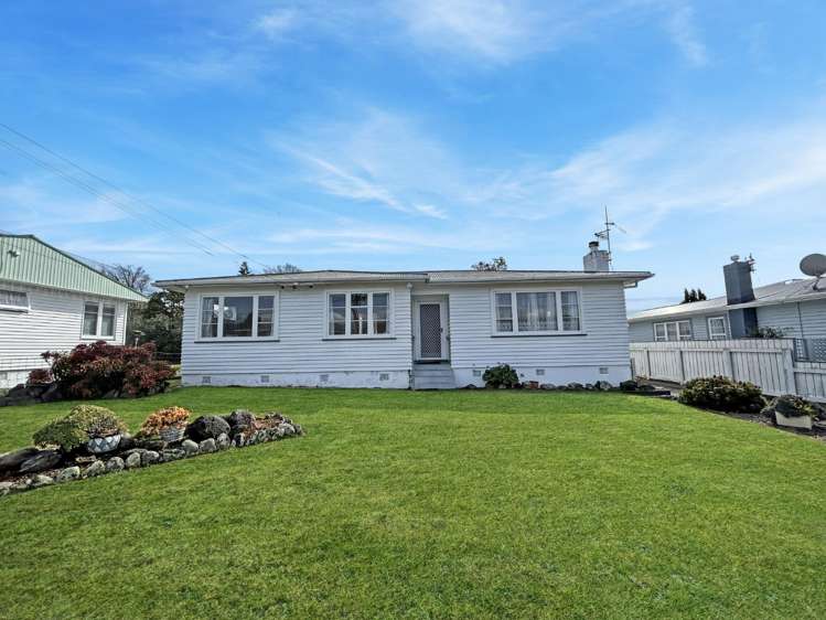 21 Green Avenue 10516_0