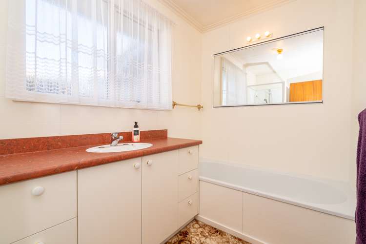 2 Rowan Place Mosgiel_10