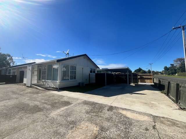 PUTARURU - 2 -3 BEDROOMS