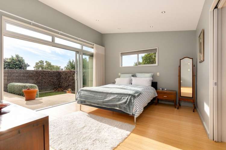 9 Watlings Place Kennedys Bush_16