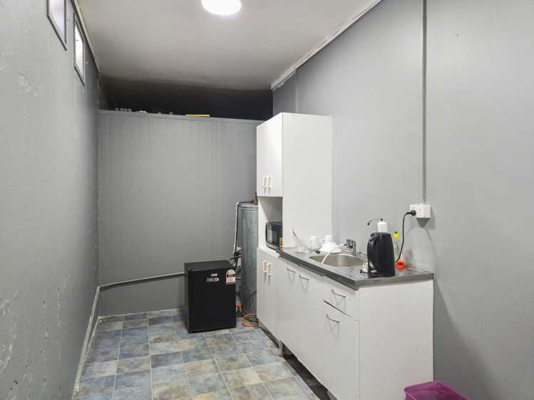 206 Great South Road Takanini_7