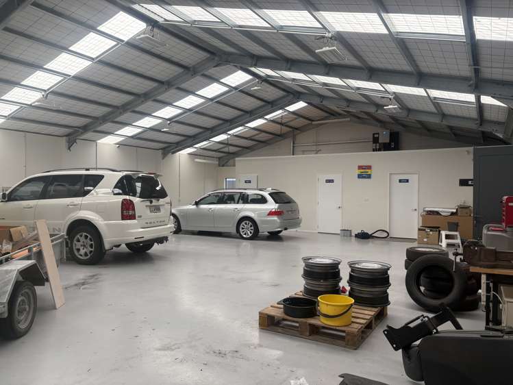 14 Bowmaker Woodend_10