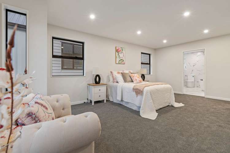 12 Woodacre Street Flat Bush_12