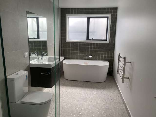 195 Howden Drive Jacks Point_2