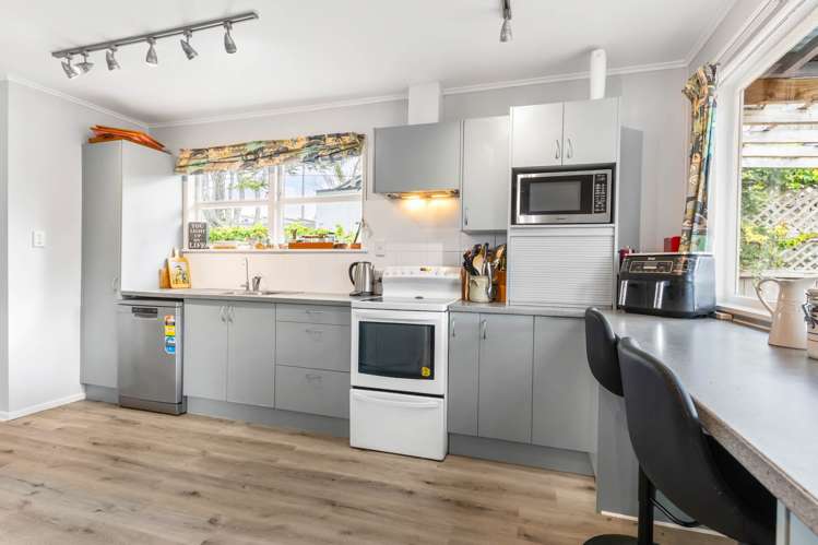 56 Totara Road Te Atatu Peninsula_14