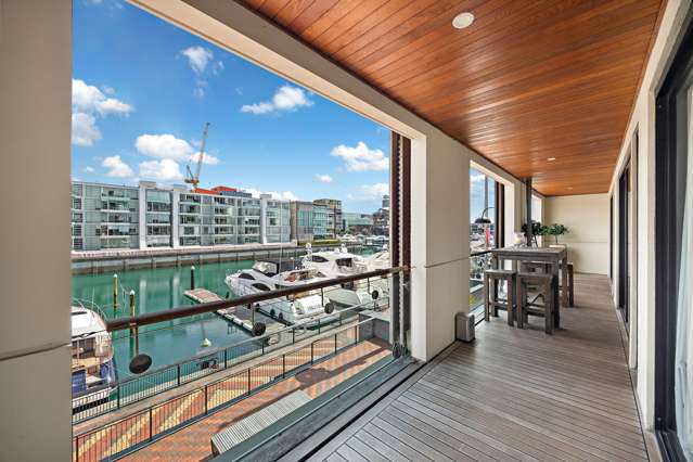 Seize the Waterfront Lifestyle