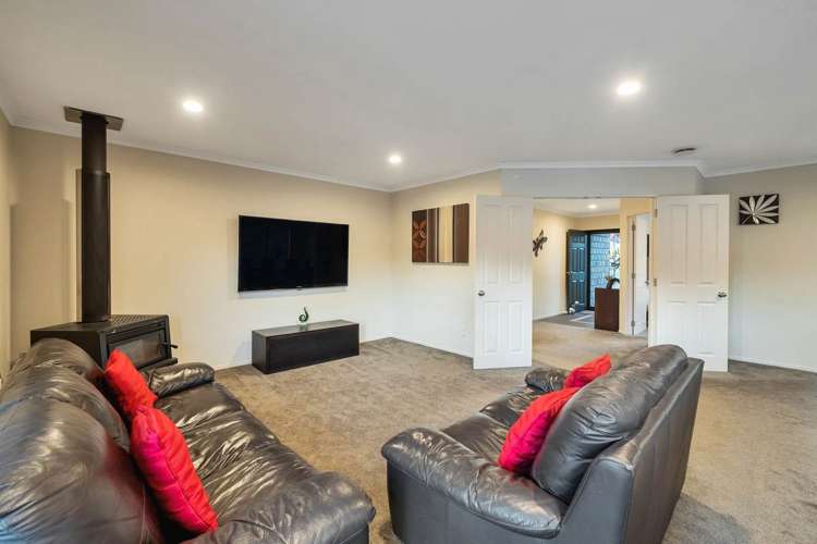 7 Sapperton Drive Henderson_28