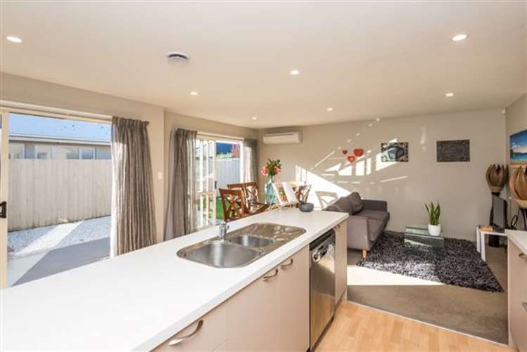 2 Ashtead Lane Sockburn_6