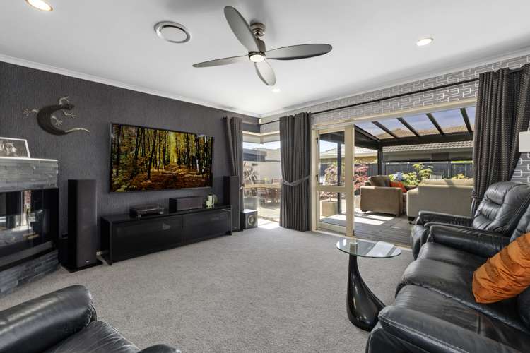 6 Mahonia Place Pyes Pa_9