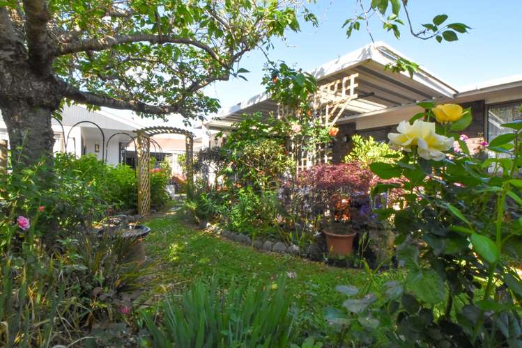 6 Chisholm Place Carterton_15