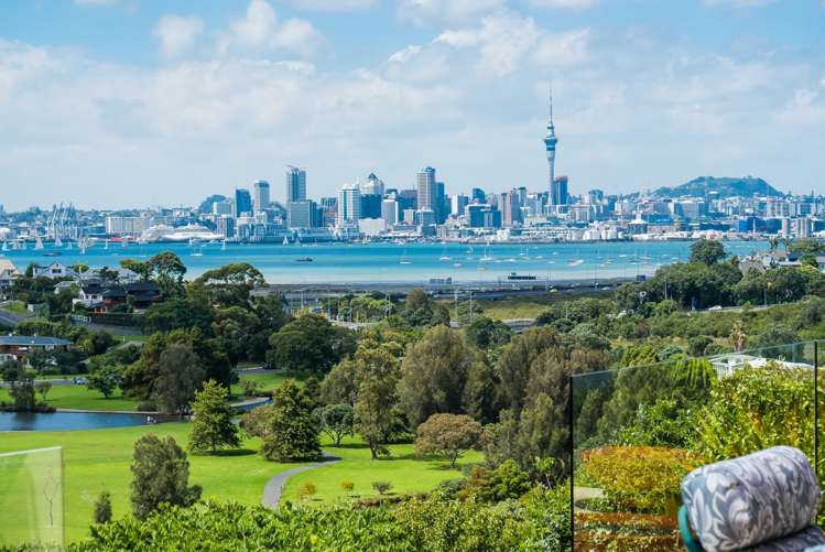 38 Howard Road Northcote_31