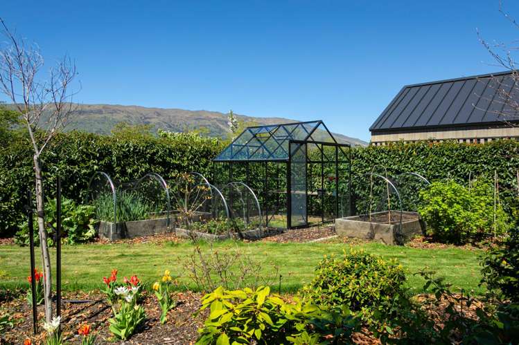7 Mountain View Drive Wanaka_27