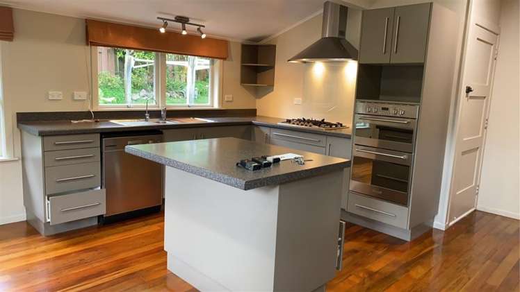 7 Glendale Road 11600_1