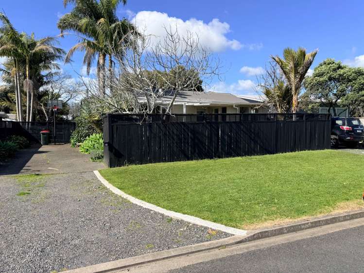 23 Sunkist Bay Road Beachlands_22