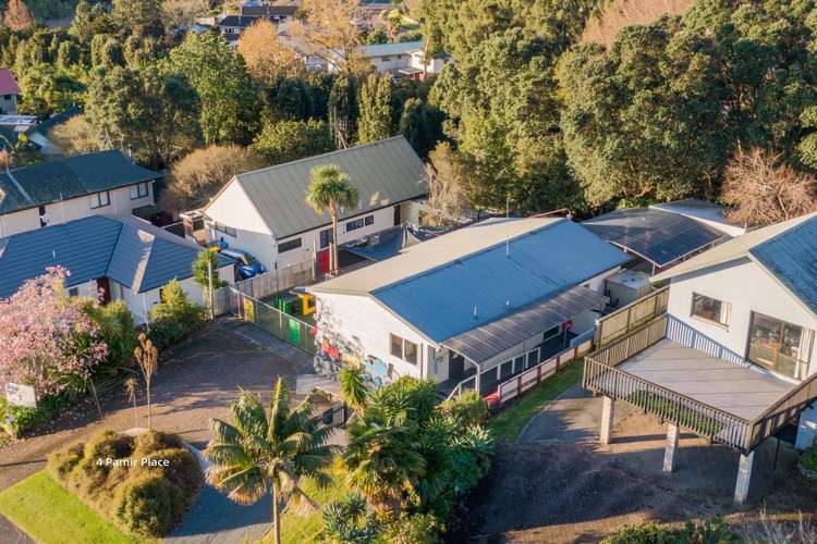 4 Pamir Place & 64 Victory Street Welcome Bay_3