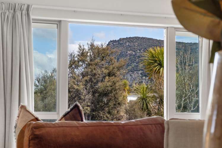 17 Hunt Place Albert Town_10