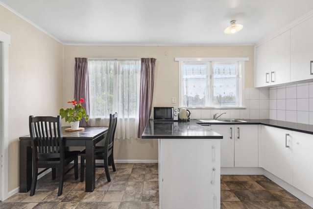 10 Williams Crescent Otara_2