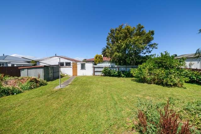 5 Belvedere Crescent Takaro_3